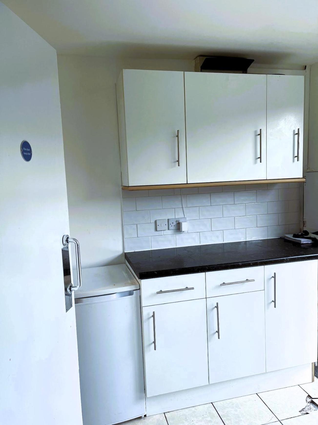 Homestays-Close To Coventry City And University I Free Parking I Wi-Fi Buitenkant foto