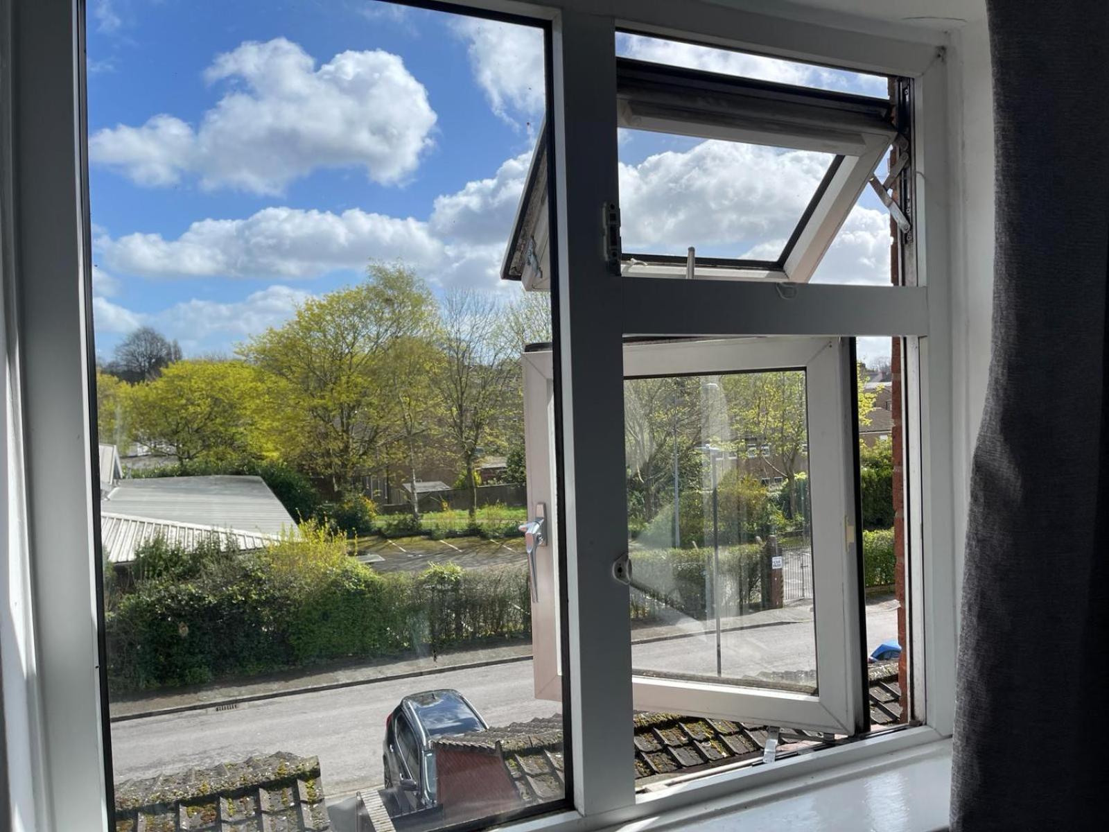 Homestays-Close To Coventry City And University I Free Parking I Wi-Fi Buitenkant foto